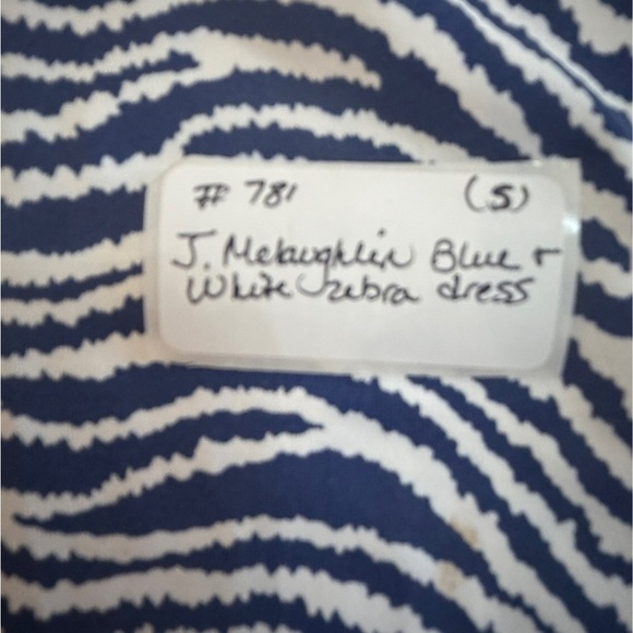 J. Mclaughlin Signature Catalina ClothV Neck Dress, Size Small - Picture 3 of 6